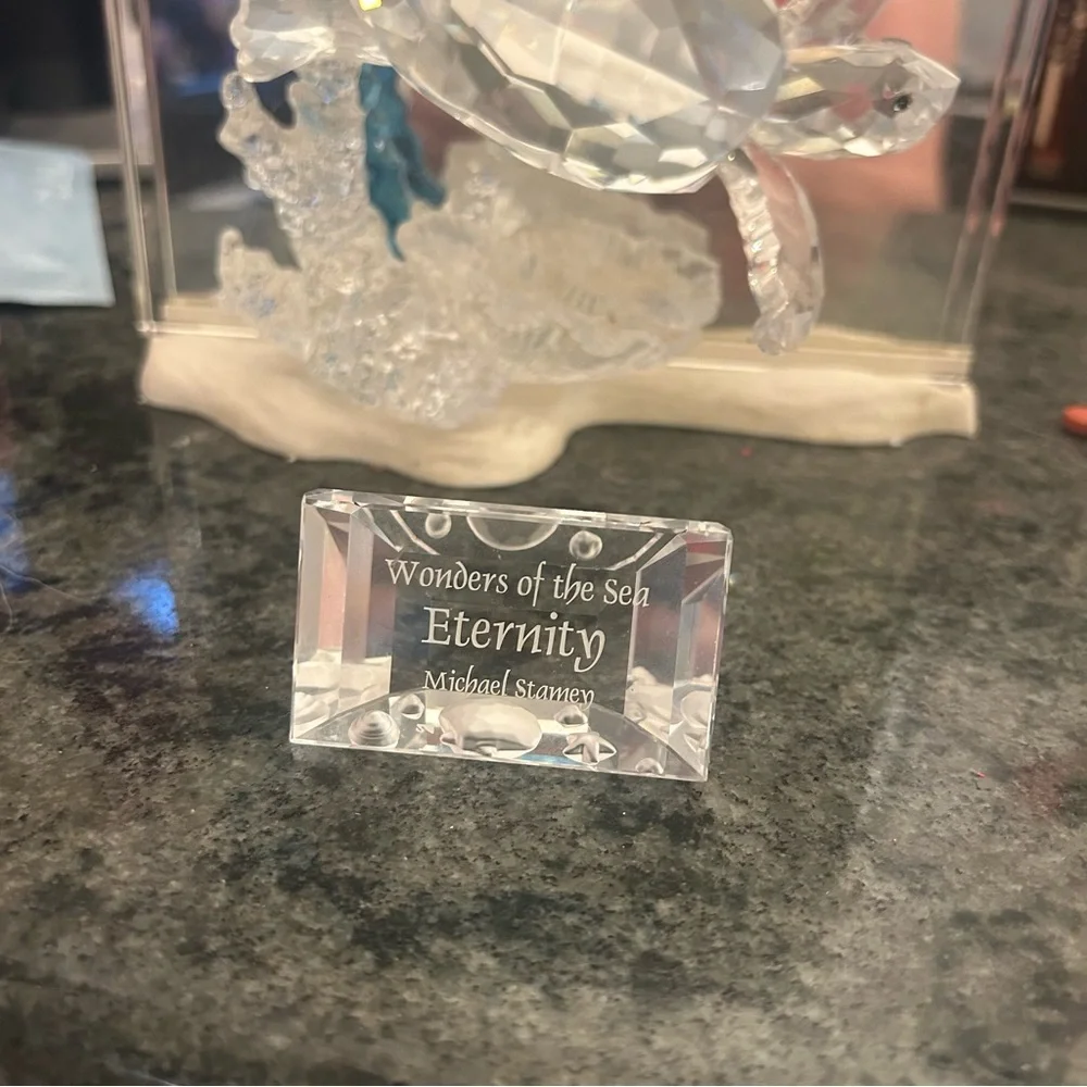 Elegant Crystal Fish Mirror Decor